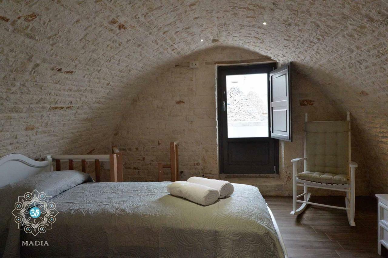 Trulli Madia Luxury アルベロベッロ エクステリア 写真